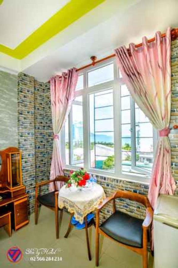 Yen Vy Hotel Quy Nhon Εξωτερικό φωτογραφία