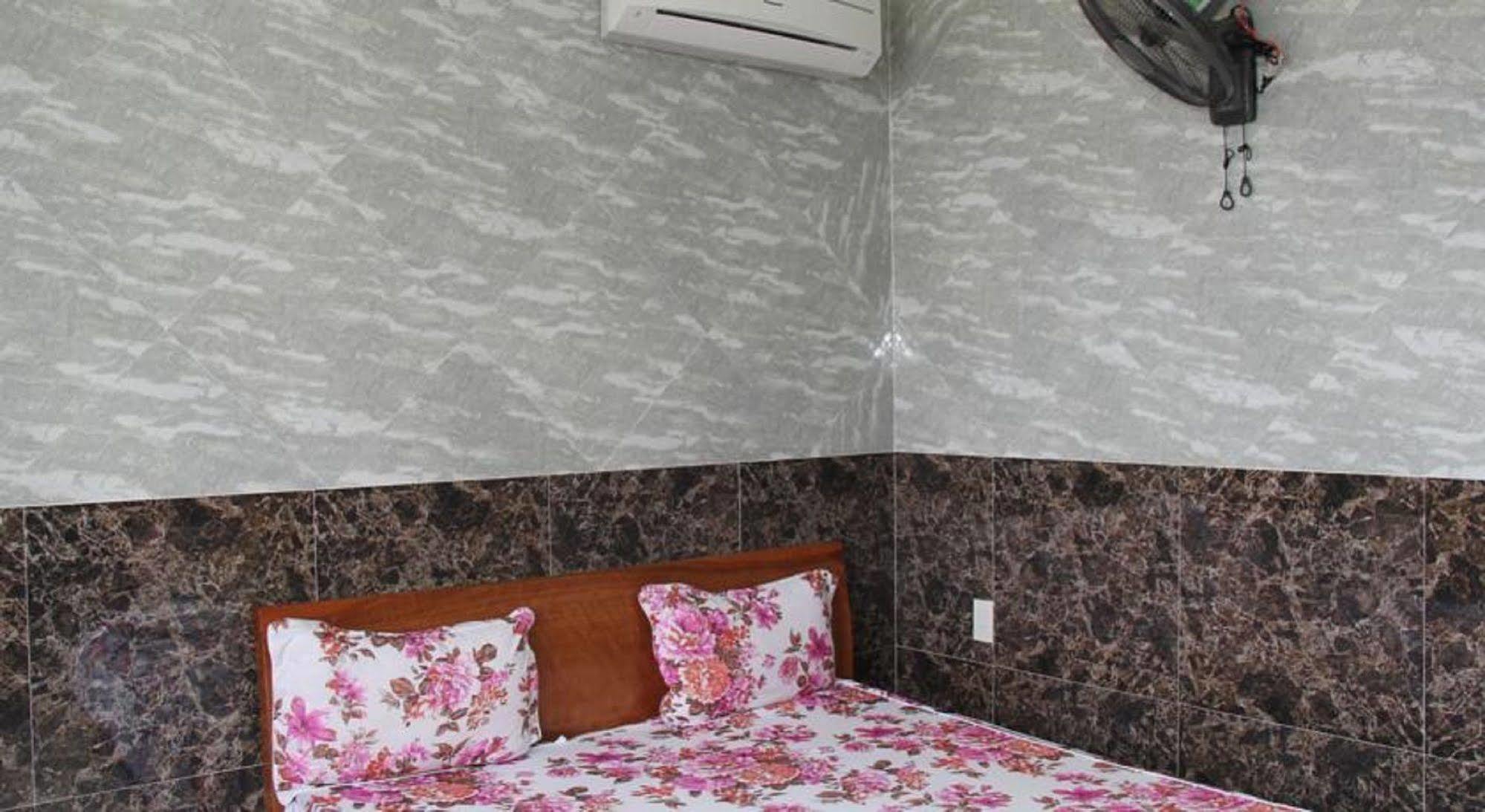 Yen Vy Hotel Quy Nhon Εξωτερικό φωτογραφία